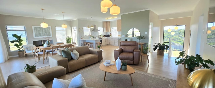 3 Bedroom Property for Sale in Kleinbaai Western Cape